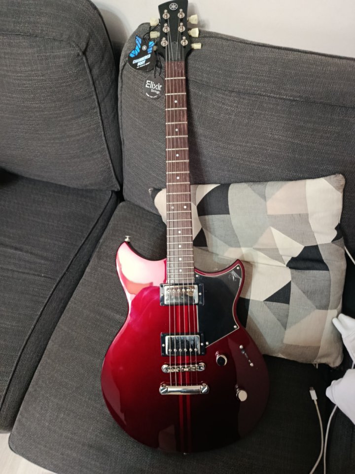 Yamaha Revstar RSE20 Roja de segunda mano · Foto 1 de 4 · Bizkaia · 360 €