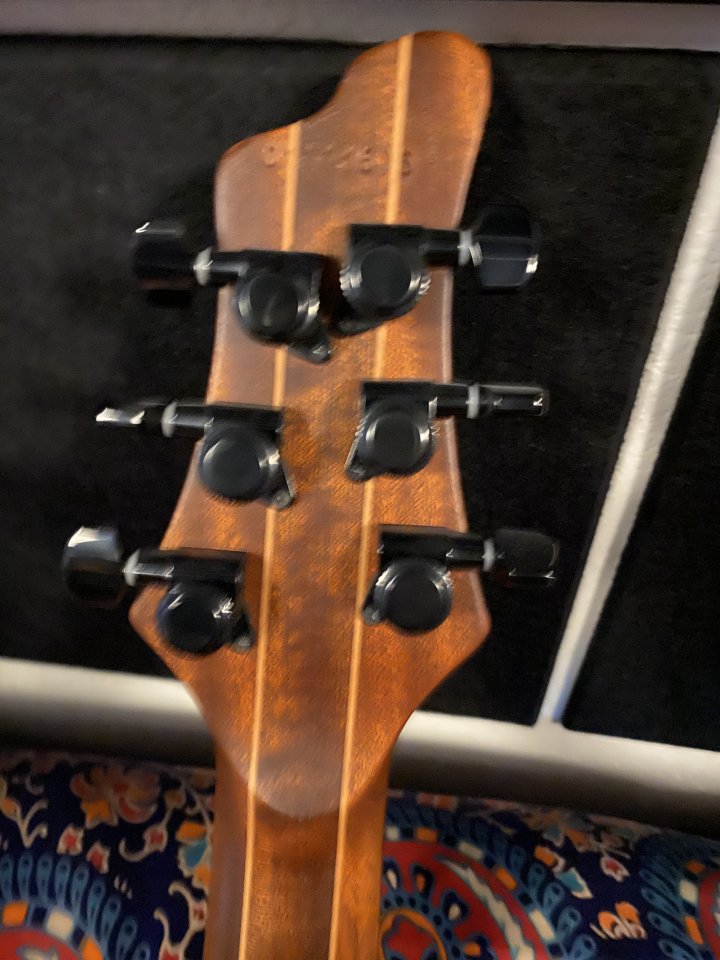 Mayones Setius Gothic 6 + Estuche de segunda mano · Foto 6 de 6 · Madrid · 1850 €