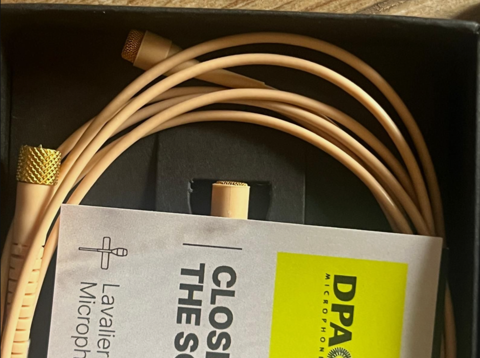 DPA 4060 beige + adaptador XLR — comprado 2025, usado una vez de segunda mano · Foto 2 de 3 · Madrid · 300 €