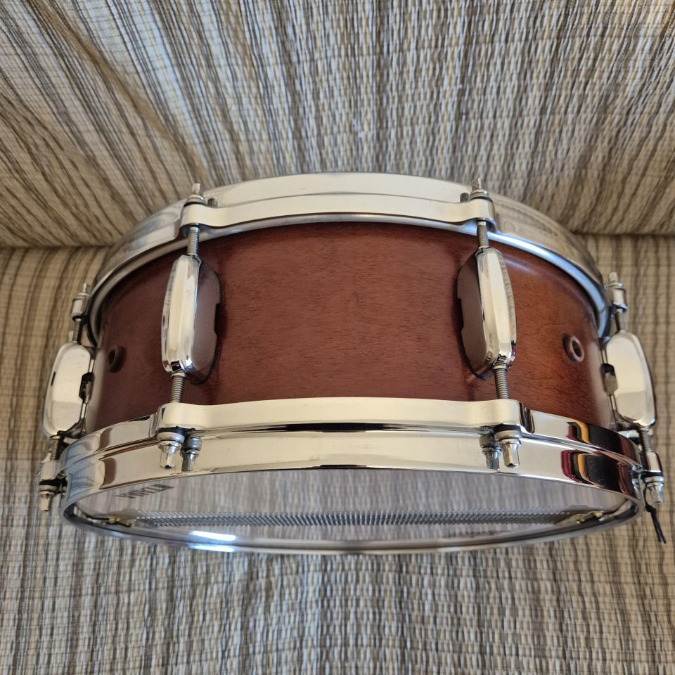 Caja TAMA STAR MAPLE Satin Antique Brown 14"x5,5" de segunda mano · Foto 6 de 10 · Cantabria · 775 €