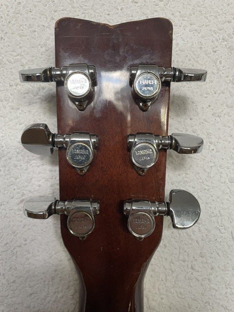 YAMAHA FG 345 "Era dorada 1977-81" de segunda mano · Foto 5 de 10 · Madrid · 500 €