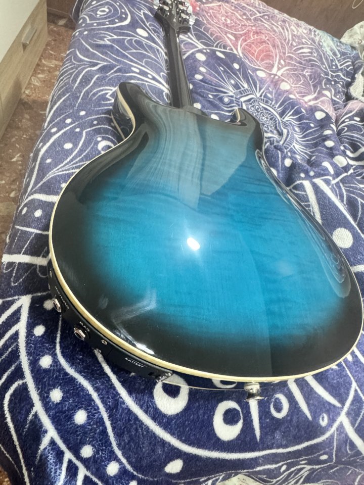 PRS SE Hollowbody II Piezo