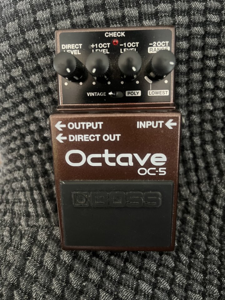 Boss OC-5 Octave — octavador polifónico de segunda mano · Foto 1 de 2 · Madrid · 95 €