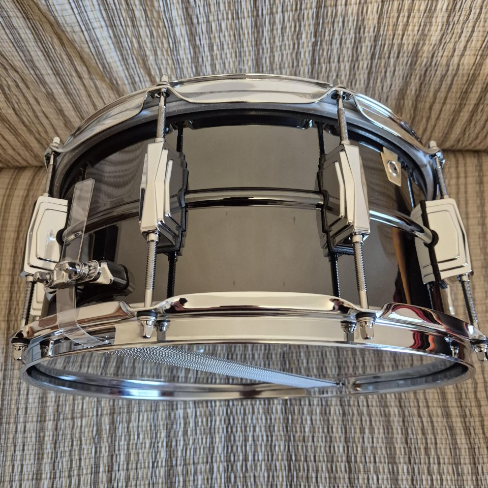 Caja LUDWIG LB417 Black Beauty 14x6,5" de segunda mano · Foto 2 de 10 · Cantabria · 875 €