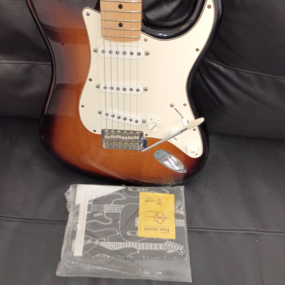 Fender Stratocaster Made in Usa 2012 de segunda mano · Foto 8 de 9 · Málaga · 1000 €