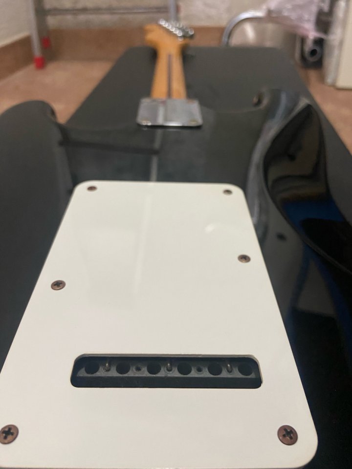 Fender Stratocaster Squier México 1994 y Estuche USA