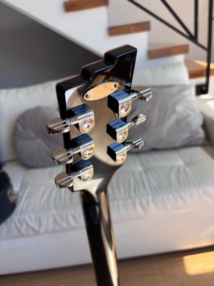 Duesenberg Starplayer TV Narvik Blue de segunda mano · Foto 5 de 6 · Madrid · 1700 €