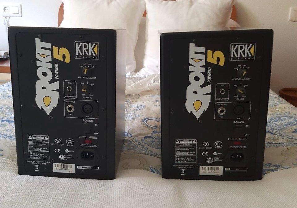 Par de Altavoces KRK ROKIT 5 de segunda mano · Foto 2 de 2 · Madrid · 200 €