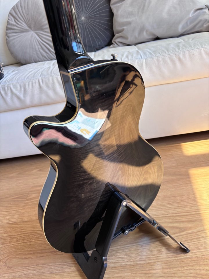 Duesenberg Starplayer TV Narvik Blue de segunda mano · Foto 6 de 6 · Madrid · 1700 €