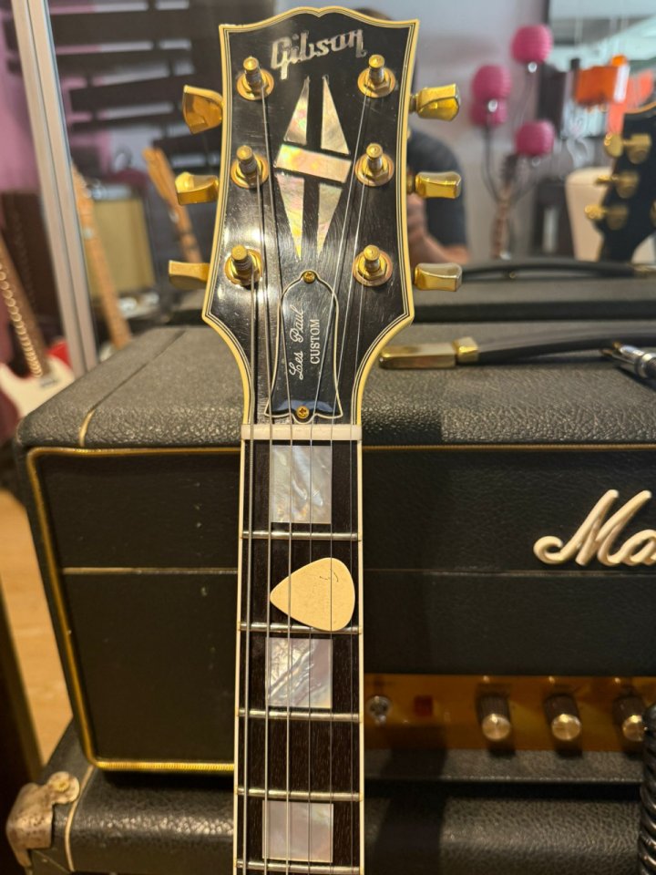 Gibson les Paul custom años 90 de segunda mano · Foto 1 de 4 · Madrid · 4400 €
