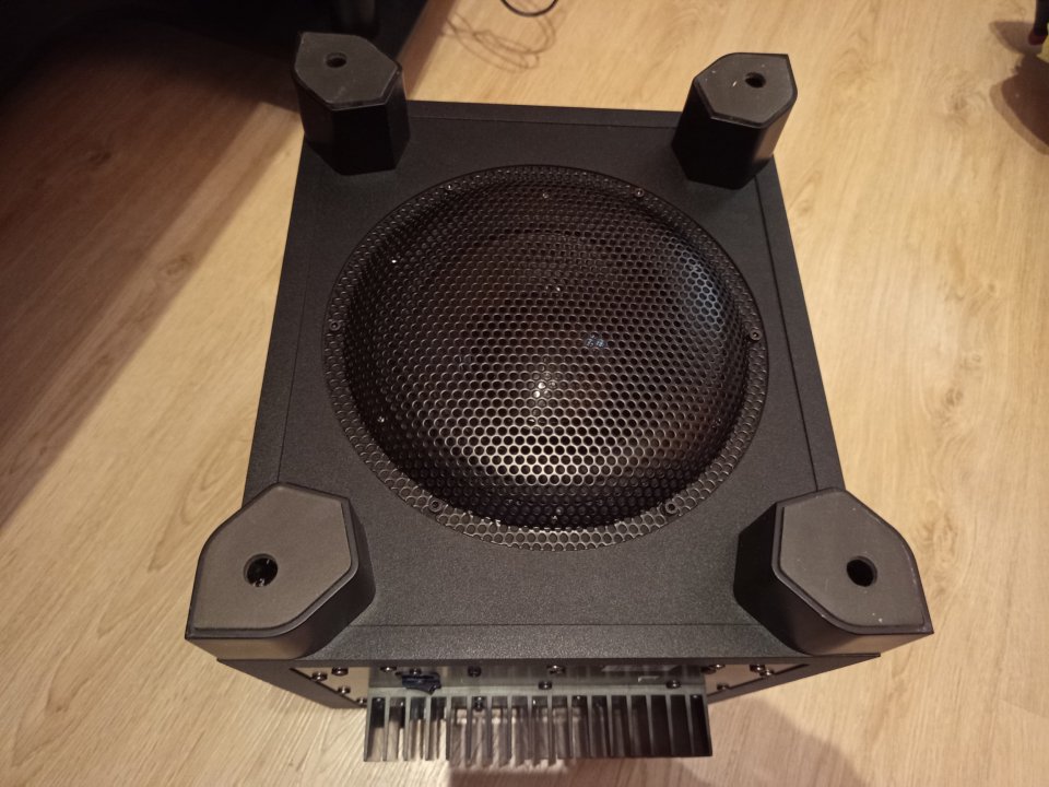 Yamaha HS10W Subwoofer de segunda mano · Foto 5 de 5 · Lleida · 225 €