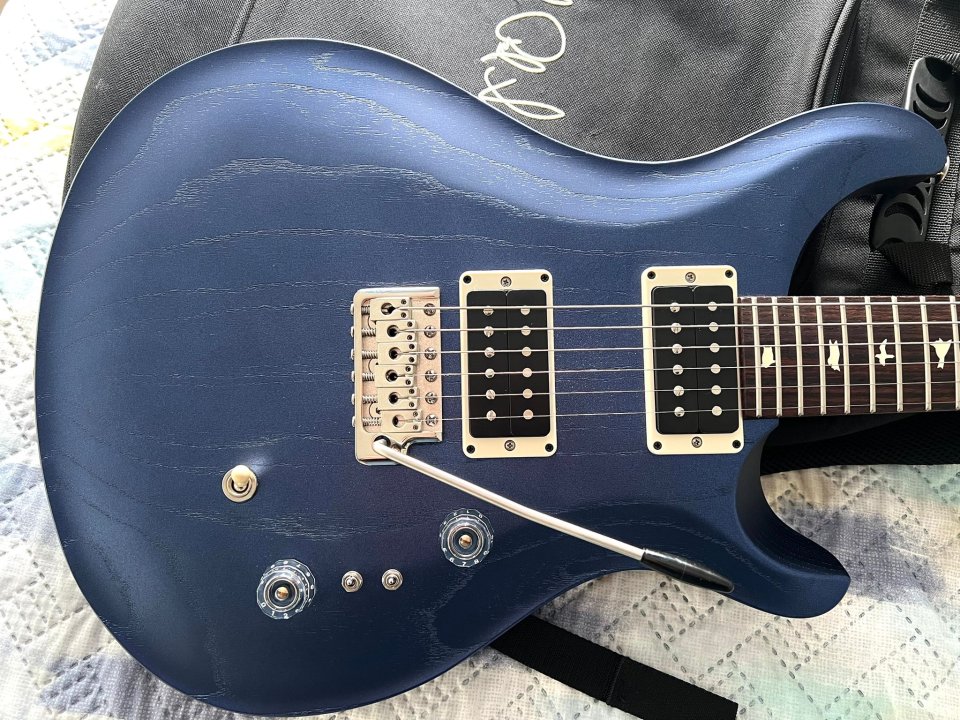 PRS CE 24-08 Swamp Ash 78 ( reservada)