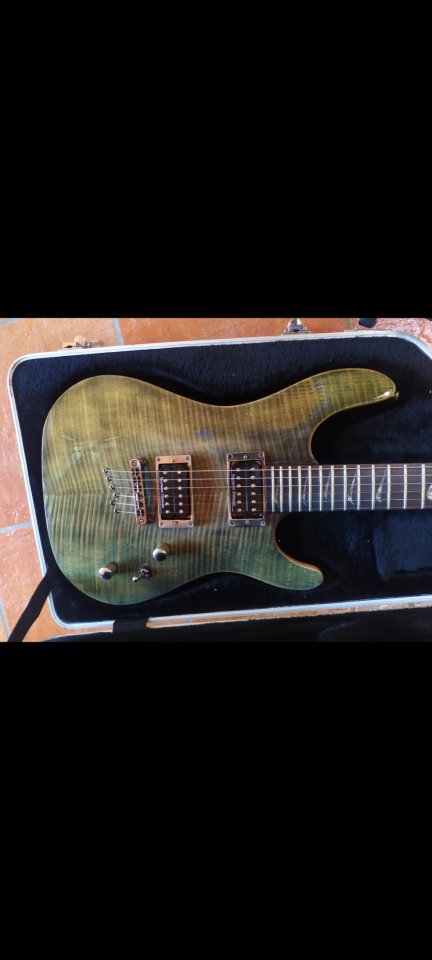 Vendo Cort KX Custom de segunda mano · Foto 2 de 7 · León · 450 €