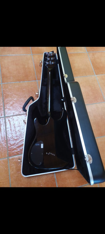 Vendo Cort KX Custom de segunda mano · Foto 3 de 7 · León · 450 €