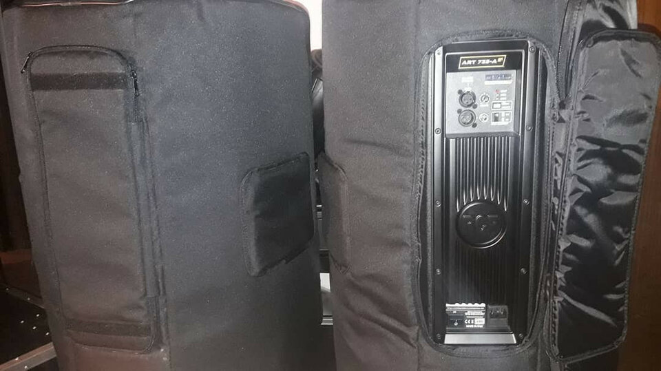 Se vende pareja de Rcf mkv 735A MKV + fundas de transporte de segunda mano · Foto 3 de 4 · Madrid · 1800 €