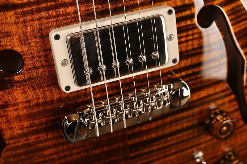 Cambio PRS Hollowbody II Piezo Yellow Tiger de segunda mano · Foto 4 de 8 · A Coruña · 1 €