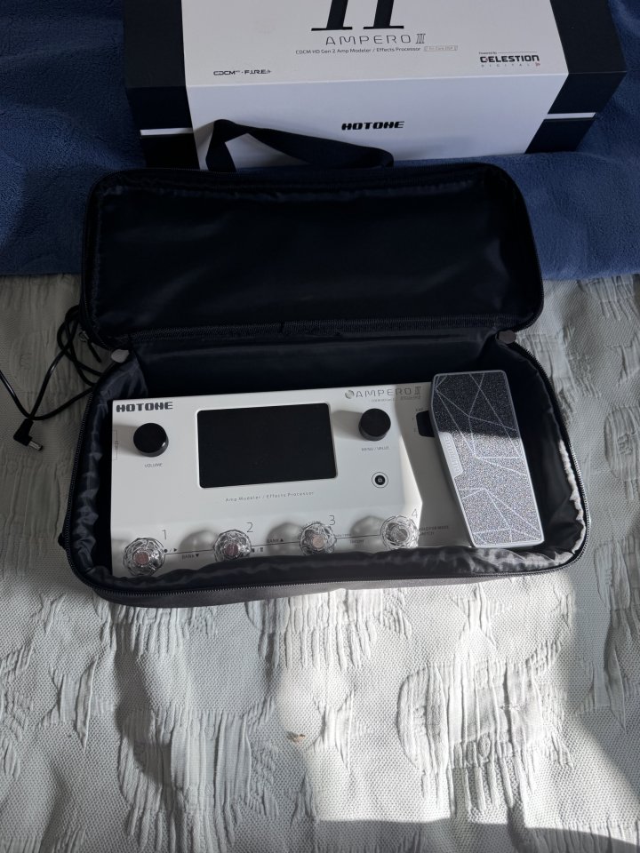 Hotone Ampero II + Pedal Expresión de segunda mano · Foto 10 de 10 · Madrid · 400 €