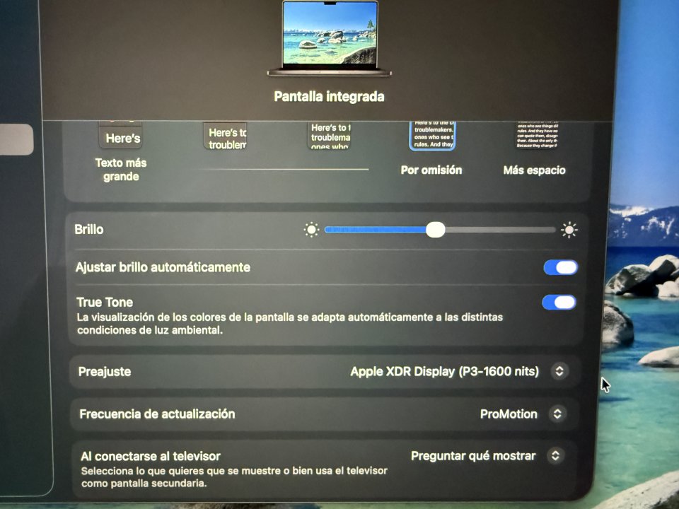 MacBook Pro 14 pulgadas M4, 24 GB RAM 512 GB SSD, color gris espacial. de segunda mano · Foto 2 de 7 · Burgos · 1990 €
