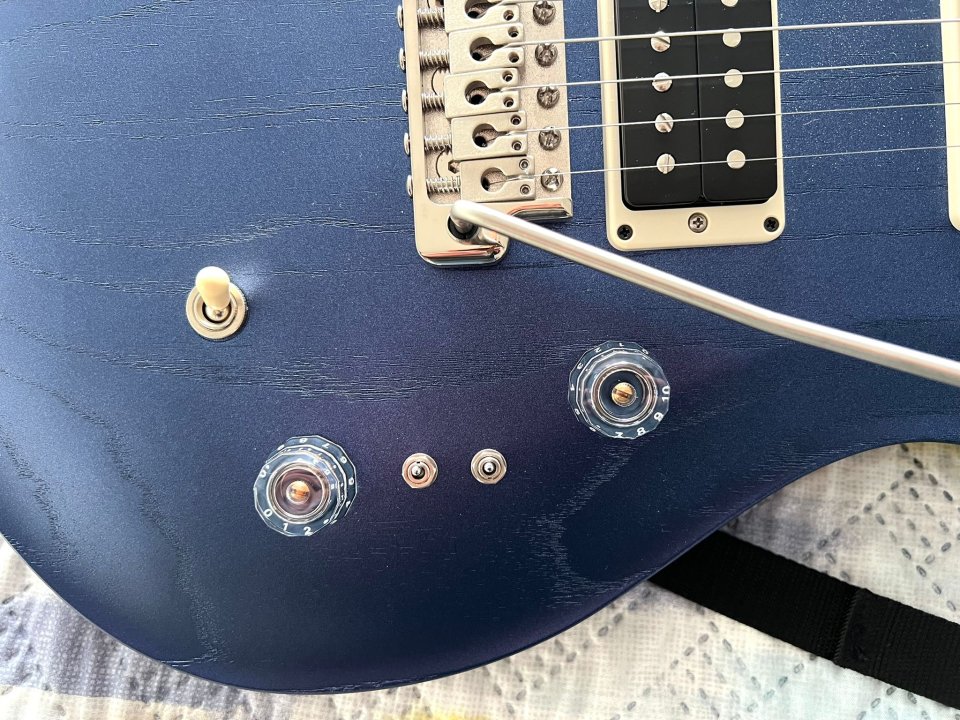 PRS CE 24-08 Swamp Ash 78 ( reservada)