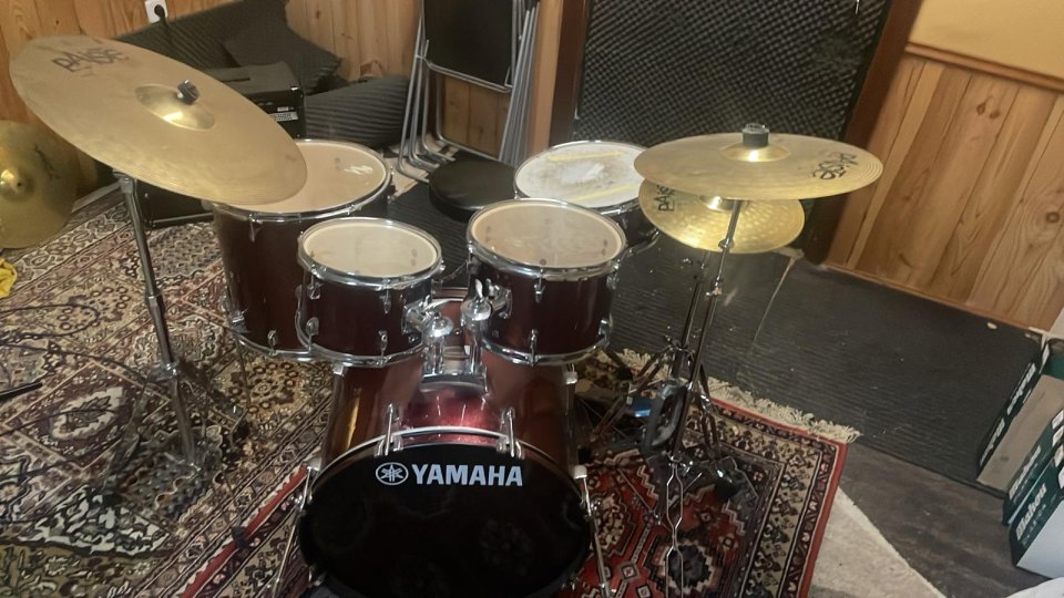 batería acústica Yamaha