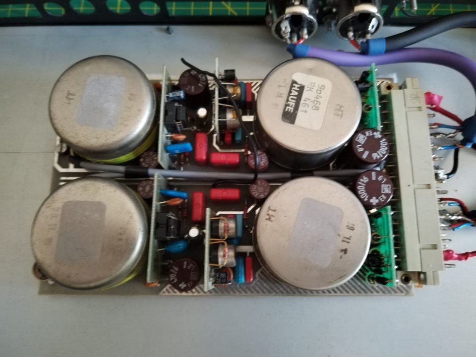 NEUMANN V475-2A Line Amp