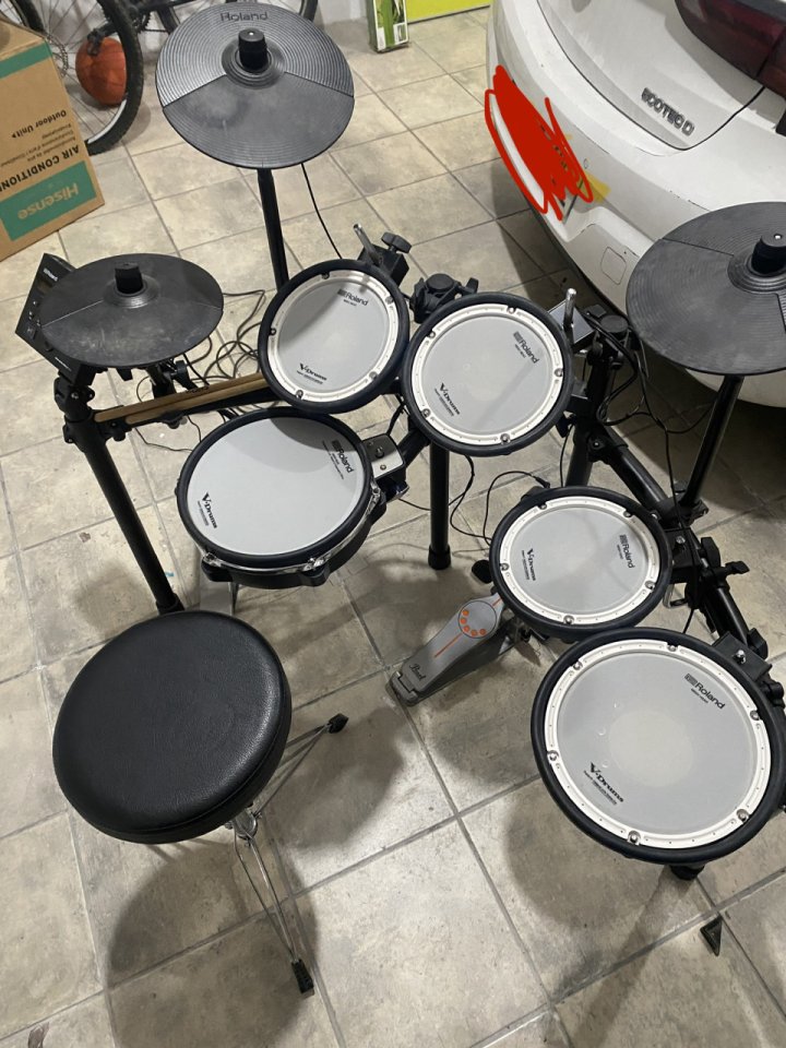 Roland TD-07DMK V-Drum Set + Pad PDX 100