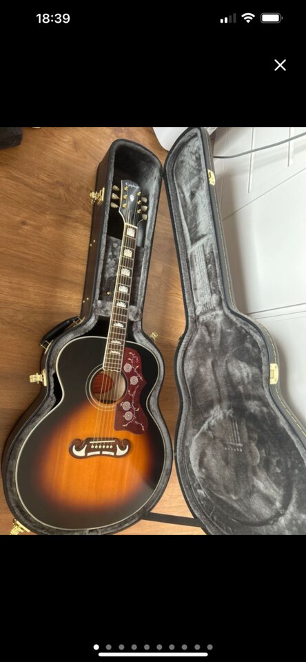Epiphone J-200 2022