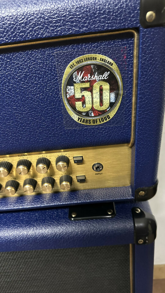Marshall JVMJS Joe Satriani Limited Blue serie.