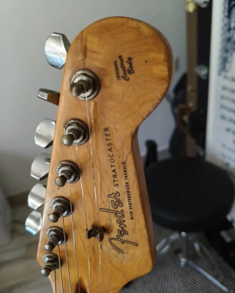 Pack Guitarra + Ampli Marshall MG10 + funda y jack de segunda mano · Foto 5 de 6 · Tarragona · 70 €
