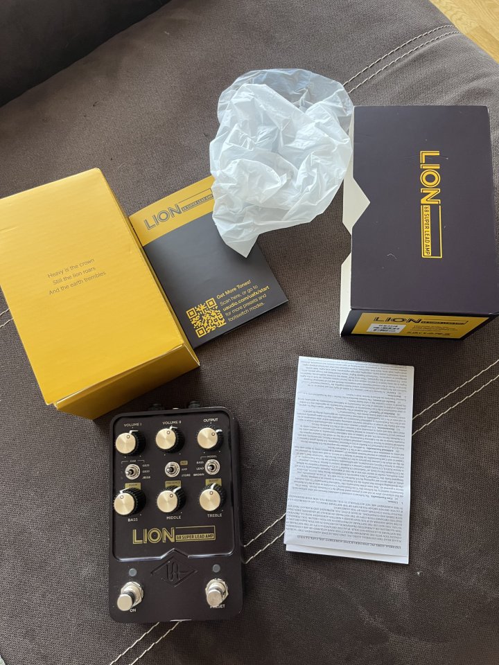 Uafx lion 68 super lead de segunda mano · Araba · 215 €