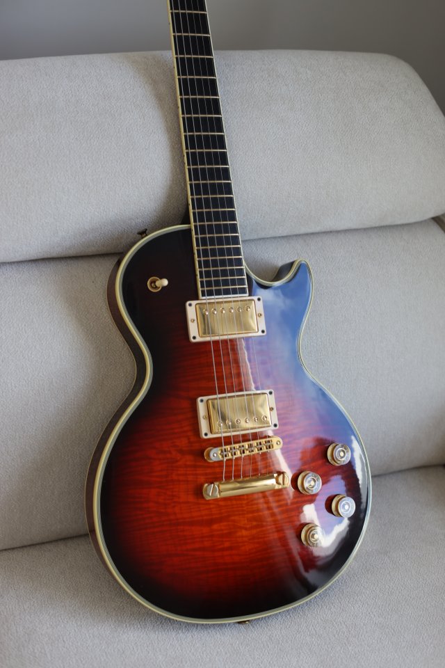 Gibson Les Paul Supreme (2007) + case de segunda mano · Foto 3 de 3 · Madrid · 3199 €