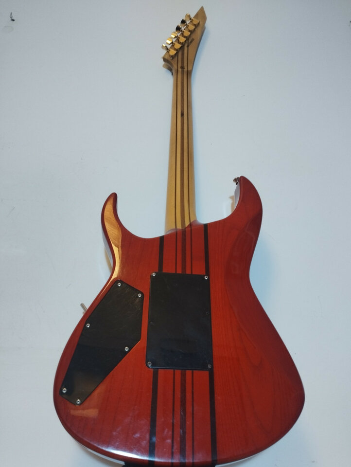 Guitarra ESP Edwards E-CY -165 ctm