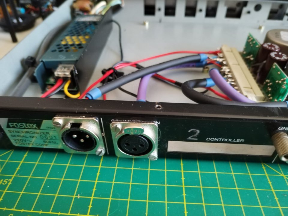 NEUMANN V475-2A Line Amp