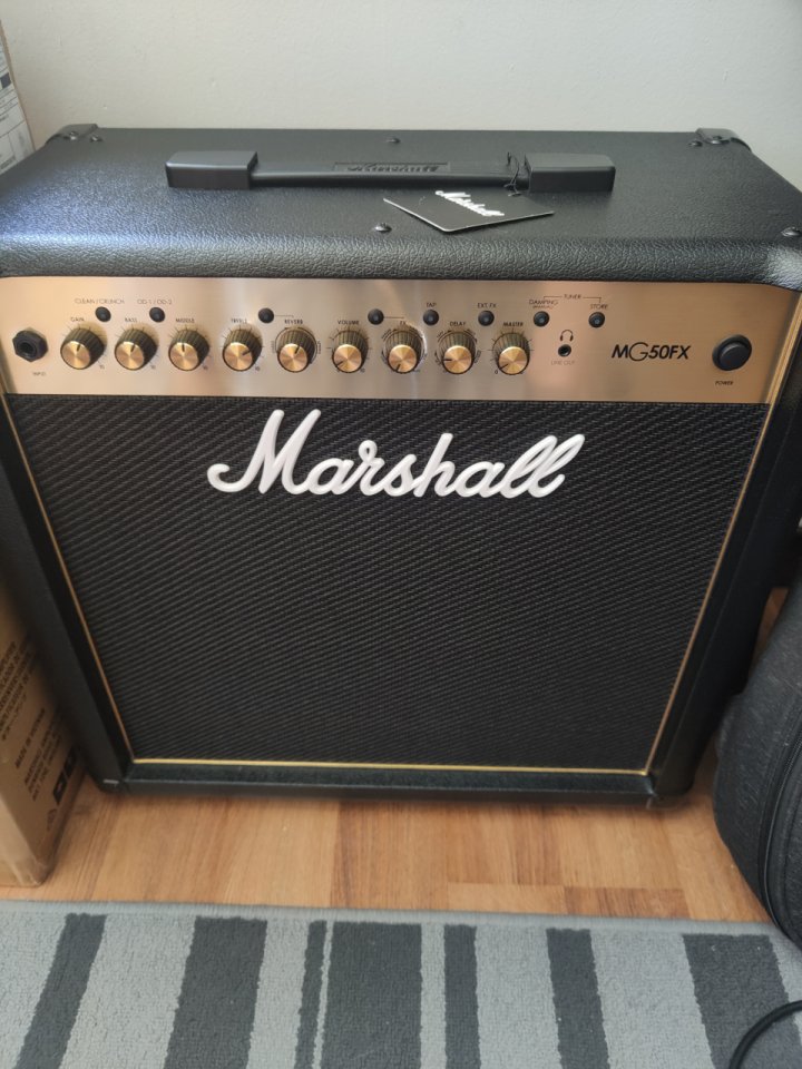 Marshall mg50fx de segunda mano · Toledo · 200 €