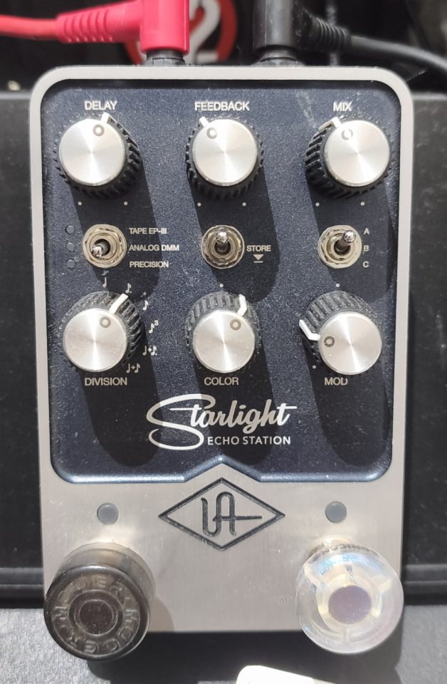 Delay UAFX Starlight Echo Station de segunda mano · Foto 2 de 5 · Sevilla · 230 €