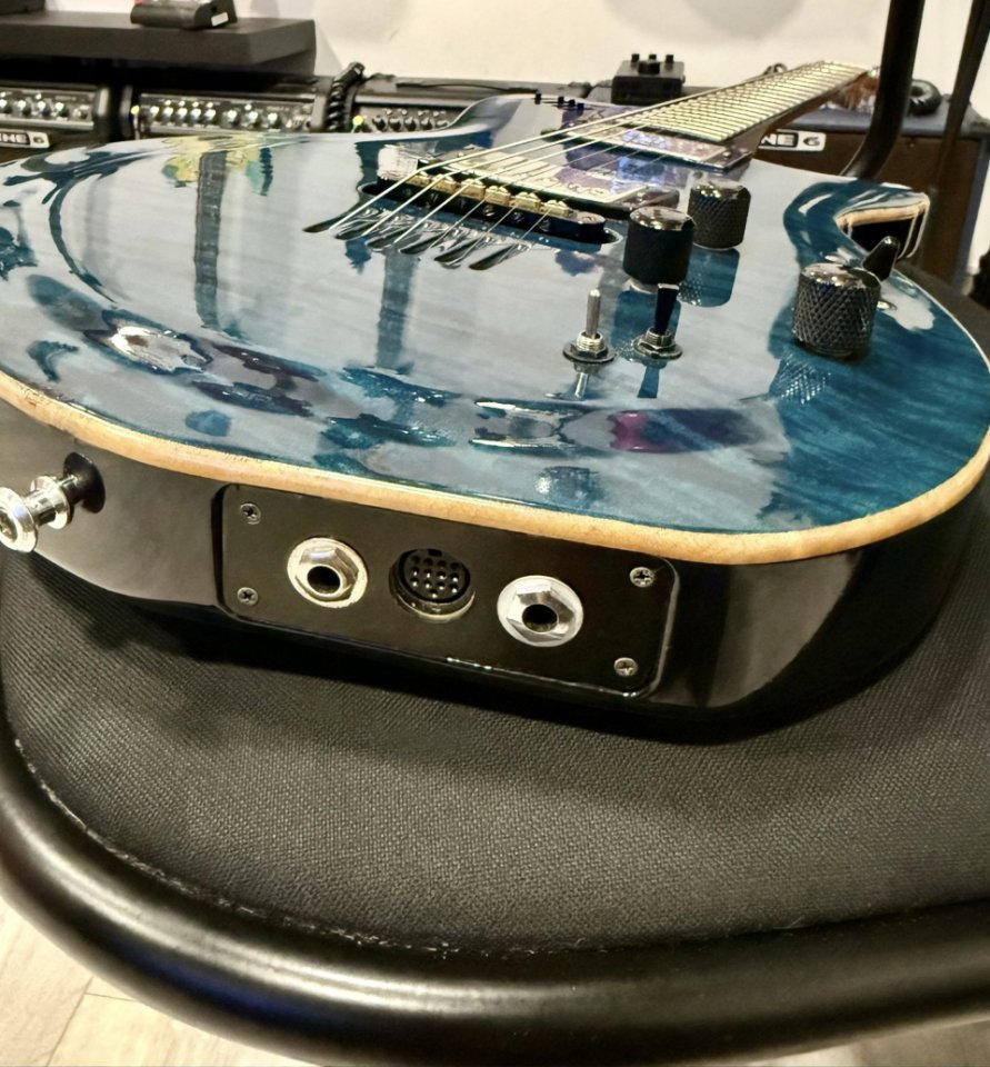 Godin LGX-SA mas sintetizador GR20 de segunda mano · Foto 2 de 7 · Barcelona