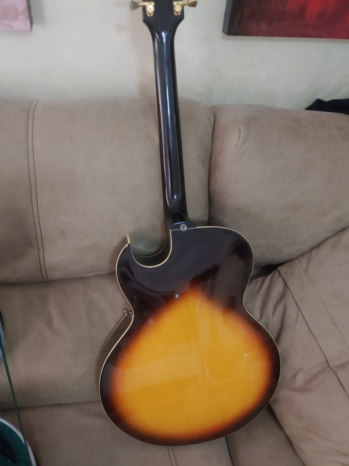 Guitarra Morris de Coleccion..Muy Pocas Unidades en el Mundo.Con Estuche de segunda mano · Foto 4 de 10 · Castellón · 975 €
