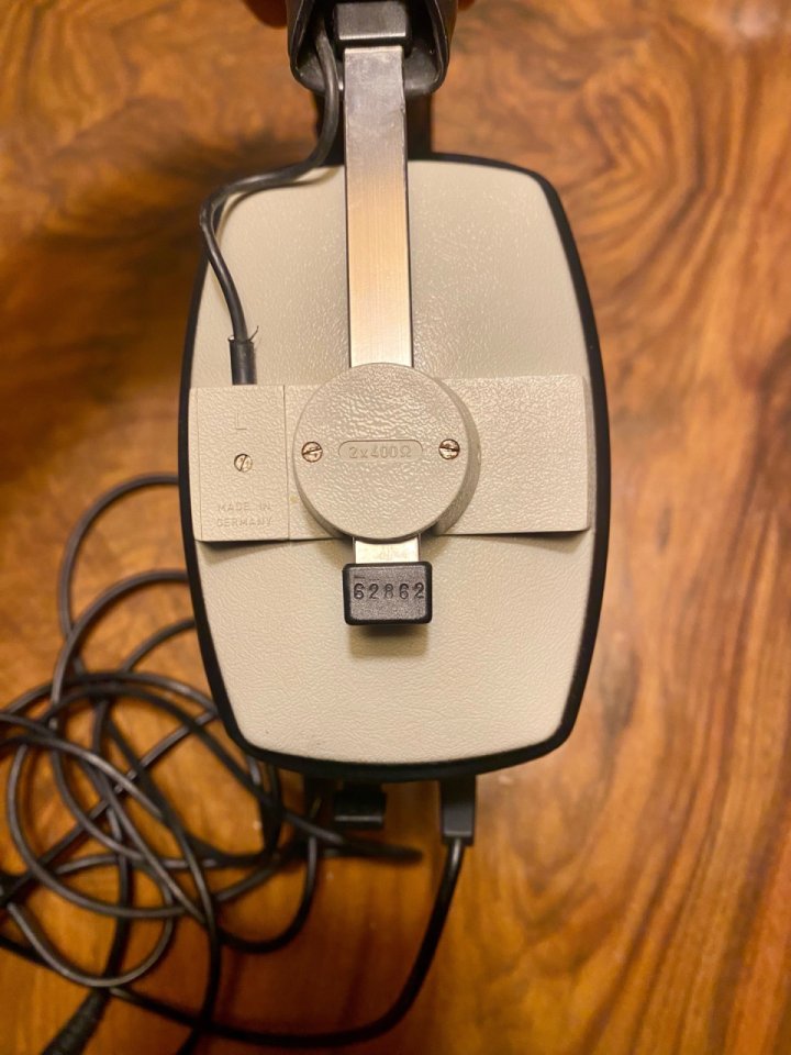 Auriculares Beyer Dynamic DT100 de segunda mano · Foto 2 de 5 · Barcelona · 125 €