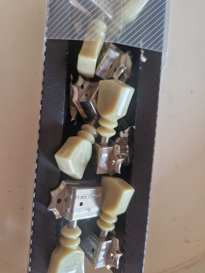 Clavijero schaller de segunda mano · Foto 4 de 4 · Murcia · 70 €