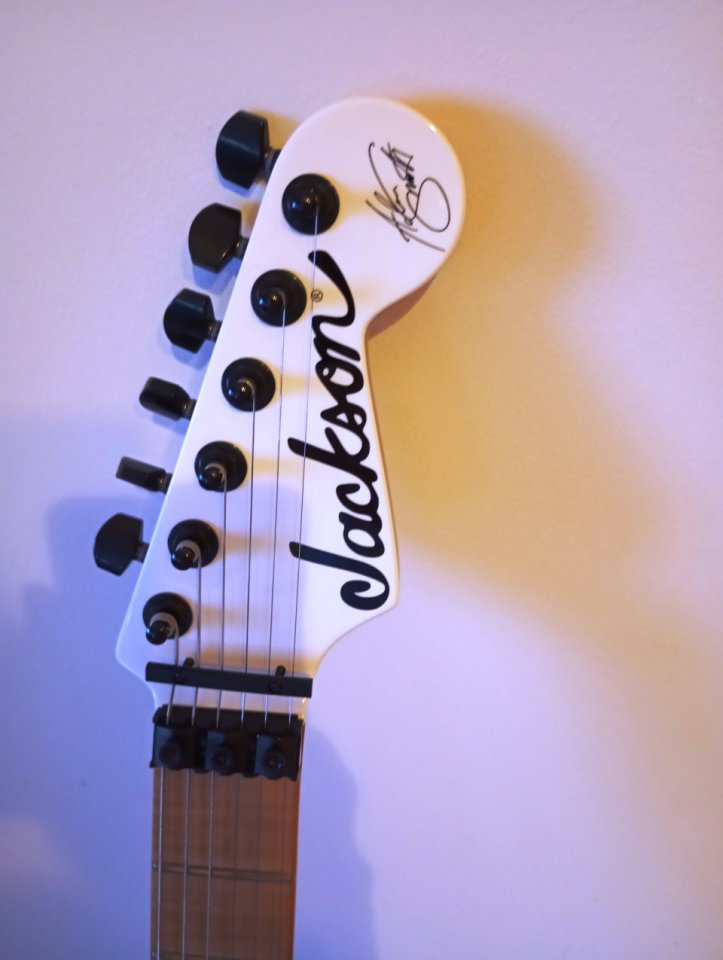 Jackson 50th Anniversary Adrian Smith Edición Limitada (a estrenar) de segunda mano · Foto 2 de 8 · Pontevedra · 1000 €