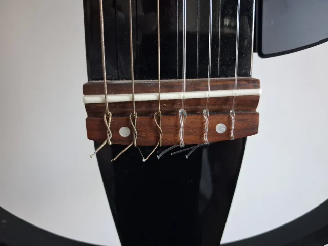 Silent Guitar Yamaha SLG110N - incluye funda de segunda mano · Foto 2 de 6 · Madrid · 450 €