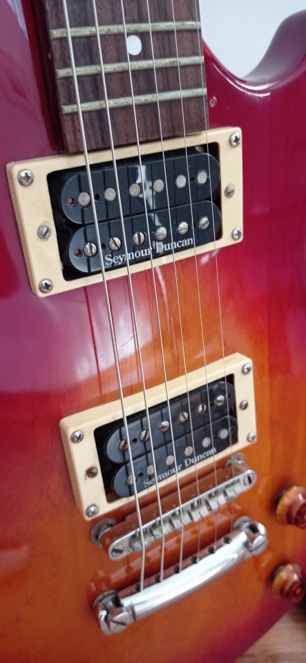 Guitarra eléctrica Epiphone Les Paul Corea 1994 de segunda mano · Foto 7 de 9 · Cuenca · 300 €