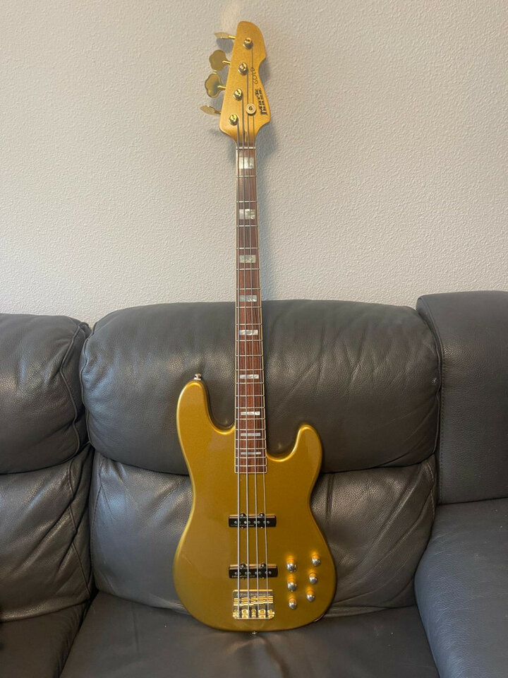 Vendo bajo Markbass JP 4 Gold Made in Italy. Rebajado.