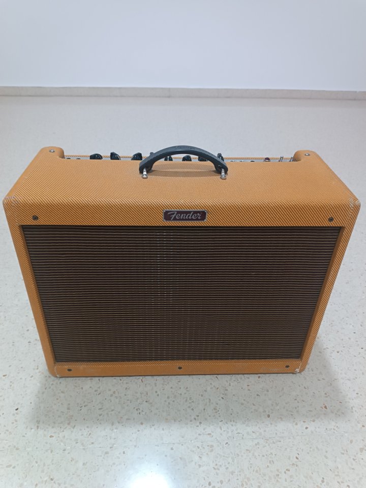 Fender Blues Deluxe Reissue de segunda mano · Foto 1 de 4 · Córdoba · 600 €