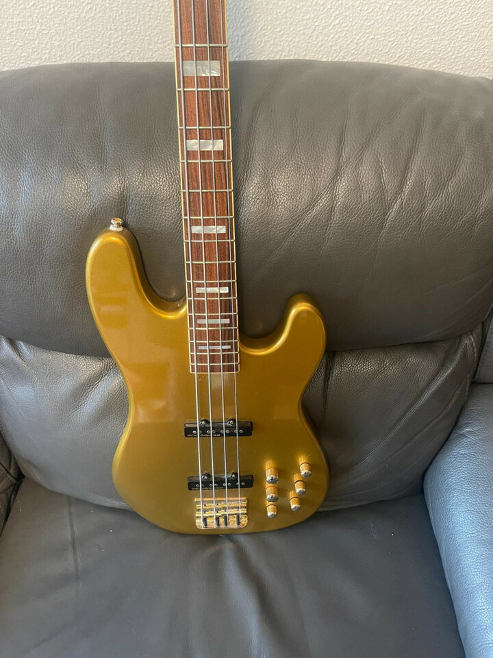 Vendo bajo Markbass JP 4 Gold Made in Italy. Rebajado.