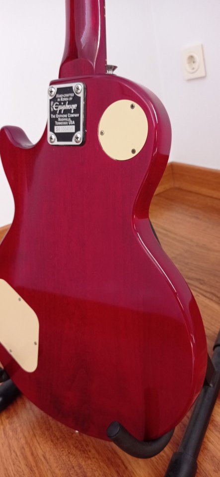 Guitarra eléctrica Epiphone Les Paul Corea 1994 de segunda mano · Foto 9 de 9 · Cuenca · 300 €
