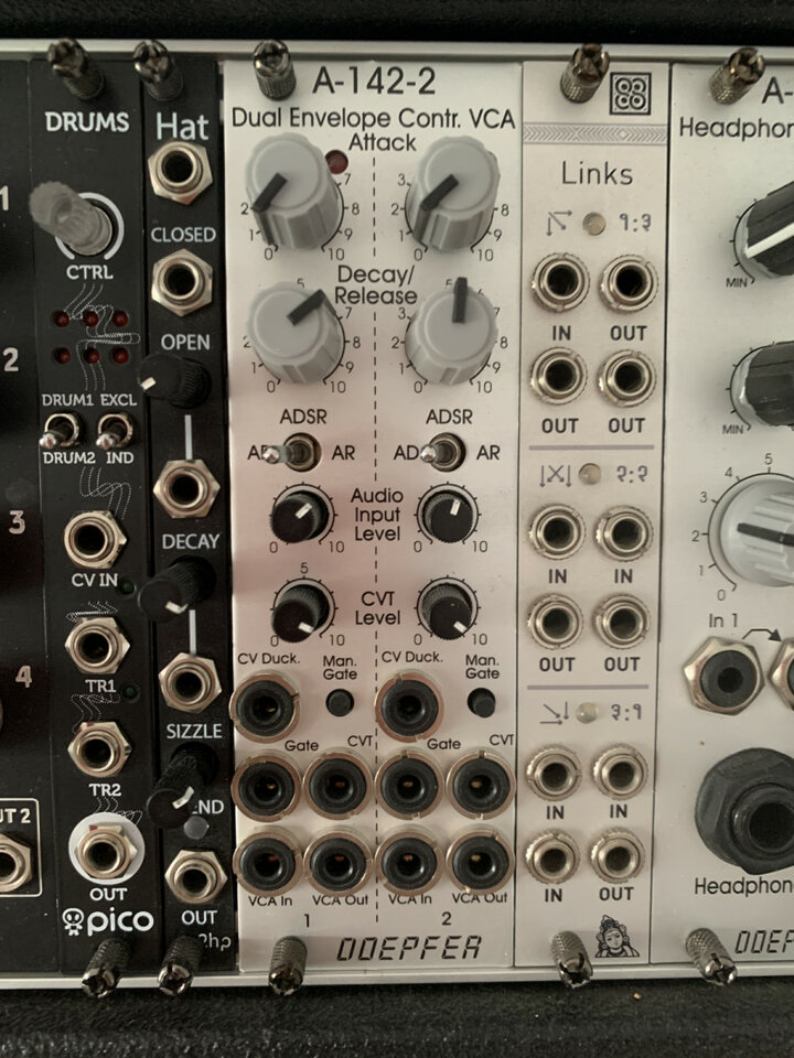 Doepfer A-142-2 Dual Envelope Controlled VCA