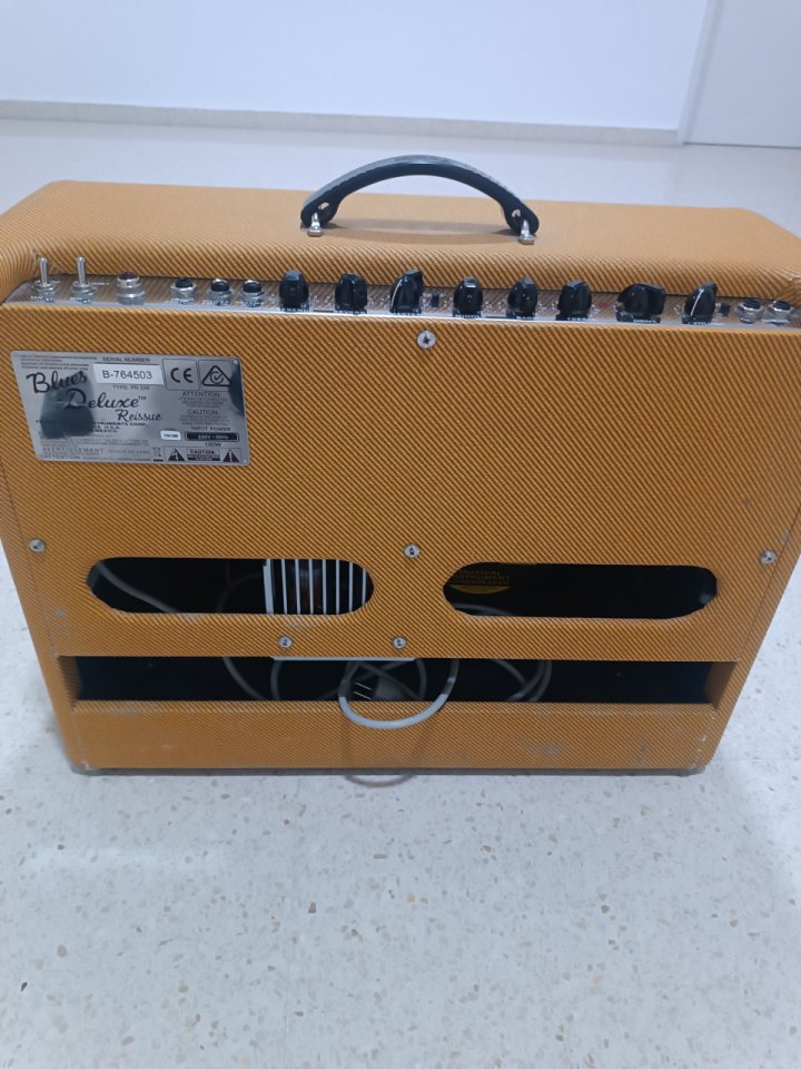Fender Blues Deluxe Reissue de segunda mano · Foto 3 de 4 · Córdoba · 600 €