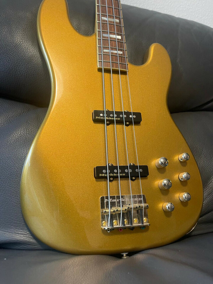 Vendo bajo Markbass JP 4 Gold Made in Italy. Rebajado.