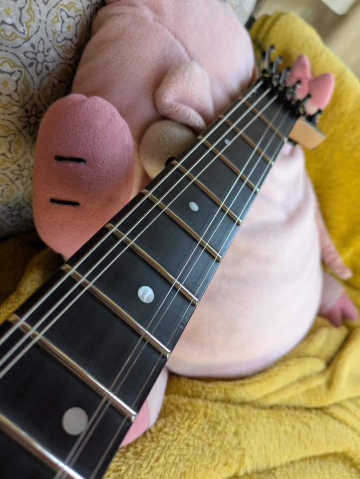 Kramer Nightswan blue dots + estuche rígido de segunda mano · Foto 5 de 9 · Madrid · 660 €